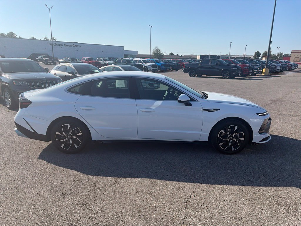 Used 2024 Hyundai Sonata SEL FWD image 7