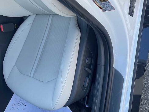 Used 2024 Hyundai Sonata SEL image 4