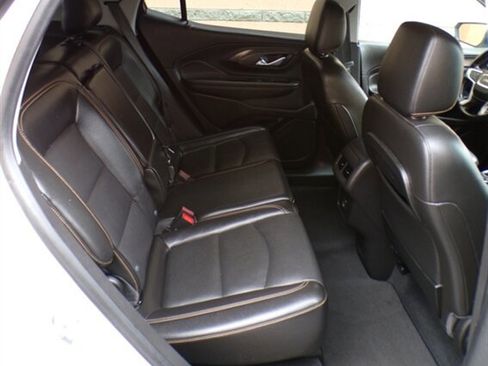 Used 2021 GMC Terrain SLT image 20