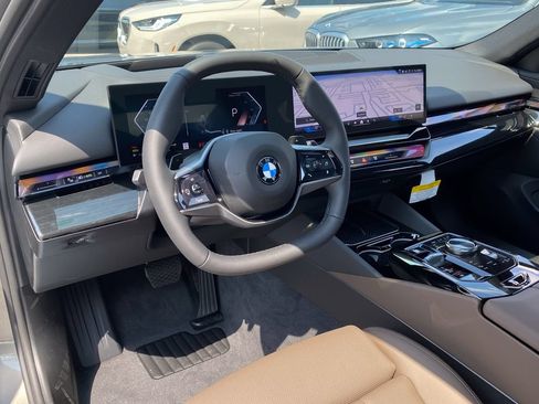 New 2027 BMW 530i xDrive w/ Premium Package AWD/4WD image 12