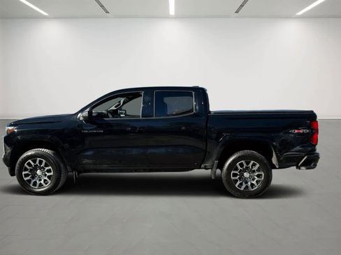 Used 2023 Chevrolet Colorado LT w/ LT Convenience Package III image 2