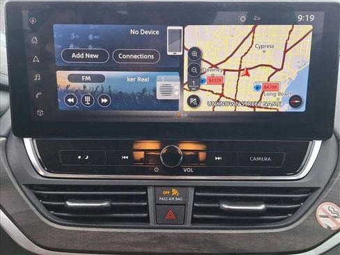 Used 2023 Nissan Altima 2.5 SV w/ SV Premium Package image 12