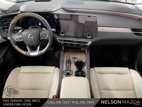 Used 2024 Lexus RX 350 w/ Convenience Package image 45