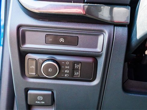 Used 2025 Ford F150 STX w/ Equipment Group 200A RWD image 14