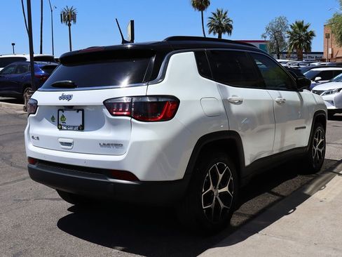Used 2024 Jeep Compass Limited AWD/4WD image 13