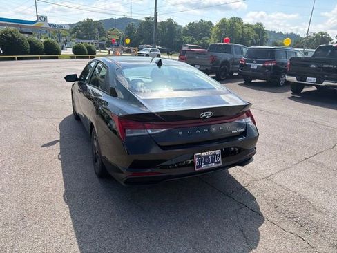 Used 2021 Hyundai Elantra Blue w/ Cargo Package FWD image 18