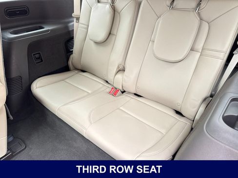 Used 2023 Lincoln Aviator 2WD w/ Premium Package image 20