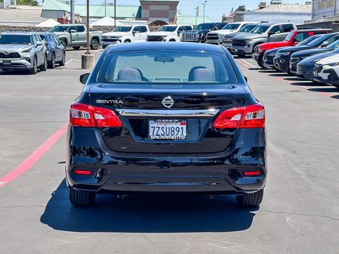 Used 2017 Nissan Sentra S FWD image 3