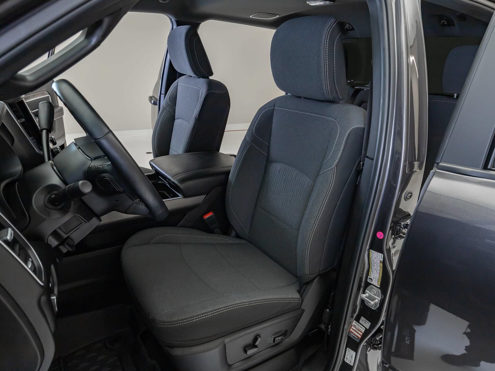 Used 2024 RAM 2500 Lone Star w/ Night Edition AWD/4WD image 29