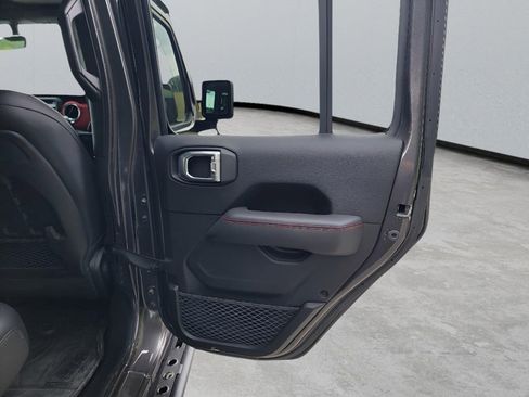 Used 2019 Jeep Wrangler Unlimited Rubicon AWD/4WD image 27