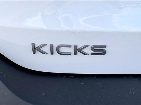 New 2026 Nissan Kicks S image 9