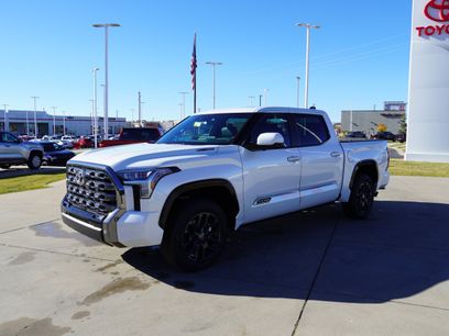 New 2026 Toyota Tundra Platinum w/ Tow Tech Package