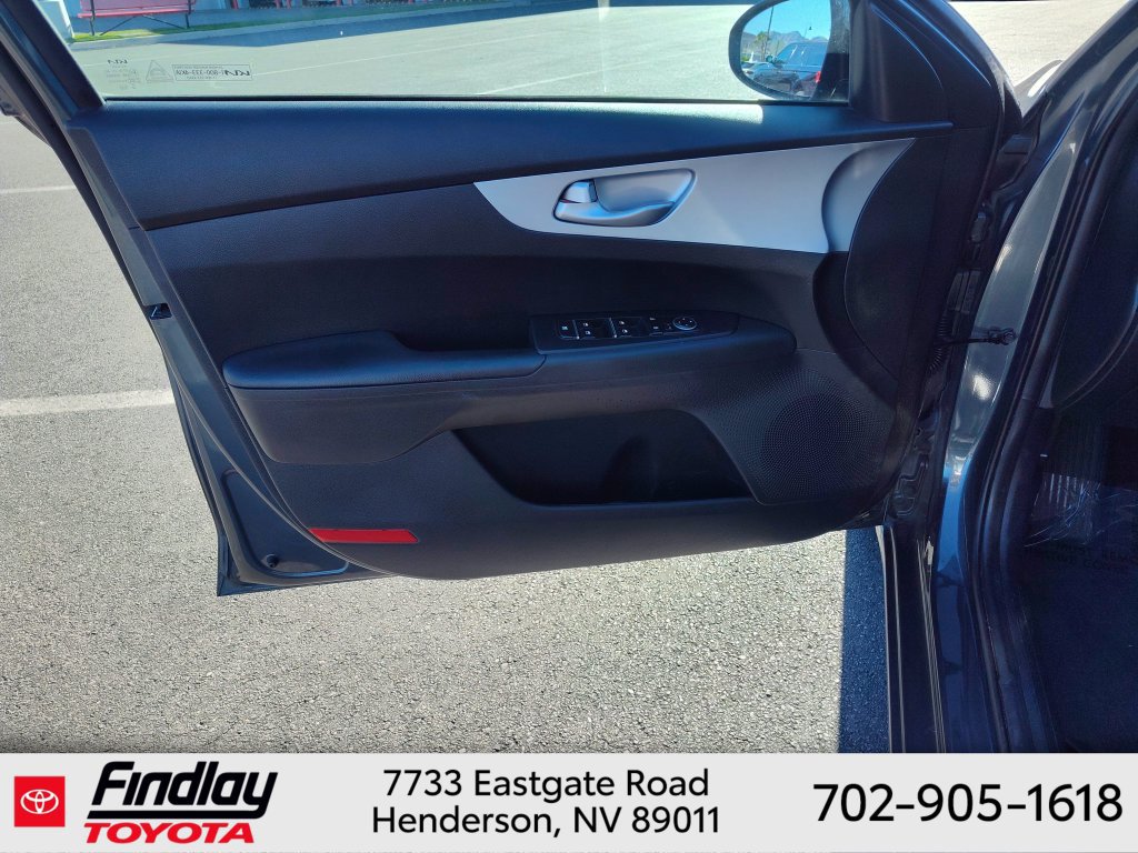 Used 2023 Kia Forte LXS FWD image 18