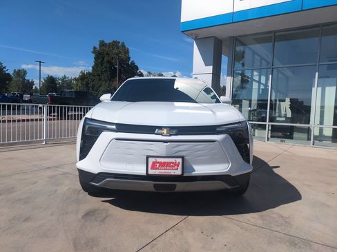 Used 2024 Chevrolet Blazer EV LT AWD/4WD image 8
