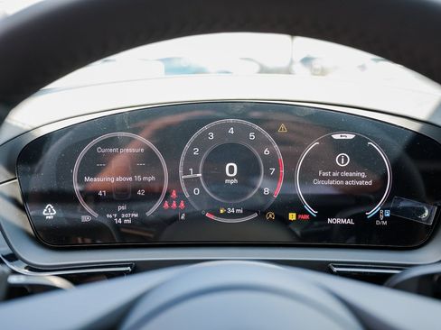 Certified 2026 Porsche Cayenne Coupe AWD/4WD image 15