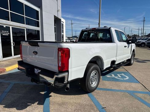 New 2026 Ford F250 XL w/ XL Chrome Package image 10
