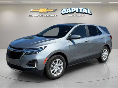 Used 2024 Chevrolet Equinox LT FWD image 1