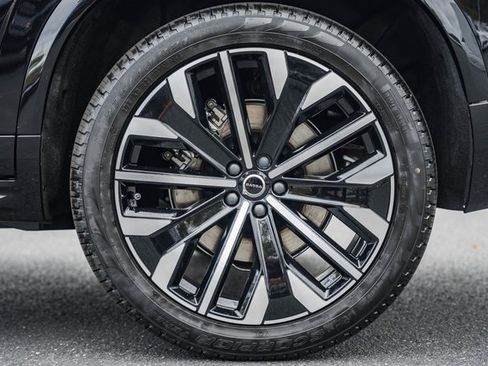 New 2026 Volvo XC90 B6 Ultra image 18