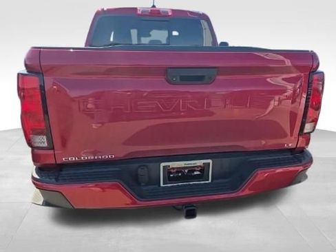 Used 2023 Chevrolet Colorado LT w/ LT Convenience Package AWD/4WD image 4