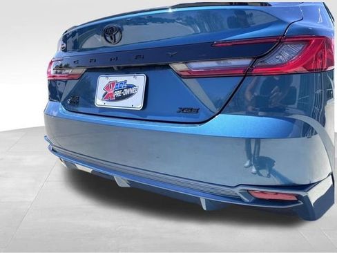 Used 2026 Toyota Camry XSE AWD/4WD image 11