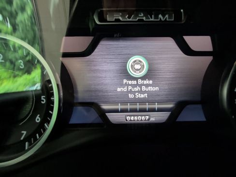 Used 2021 RAM 1500 Big Horn AWD/4WD image 15