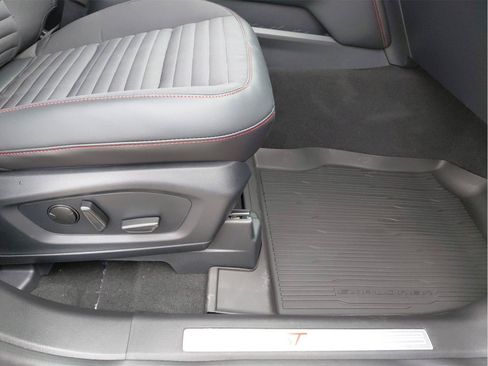 New 2026 Ford Explorer ST-Line w/ ST-Line Street Pack AWD/4WD image 18