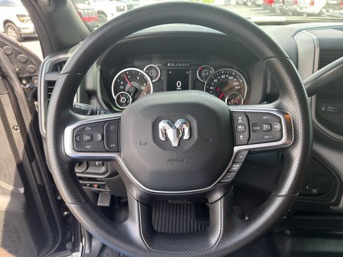 Used 2025 RAM 2500 Tradesman w/ Chrome Appearance Group AWD/4WD image 33