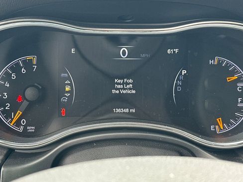 Used 2018 Jeep Grand Cherokee Limited image 40