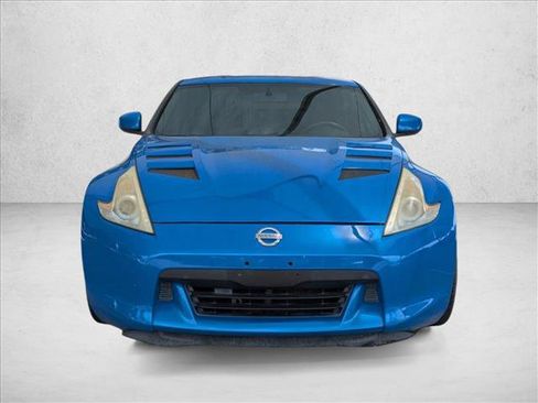 Used 2011 Nissan 370Z Coupe w/ Sport Pkg RWD image 2