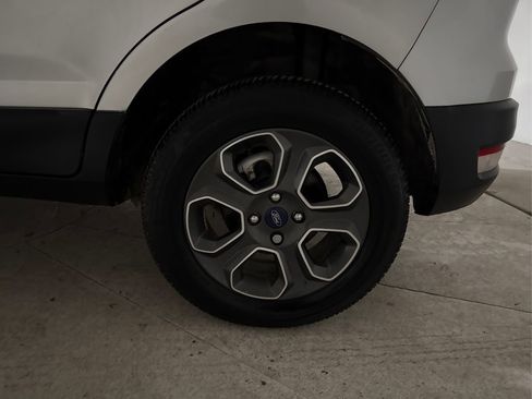 Used 2021 Ford EcoSport S image 11