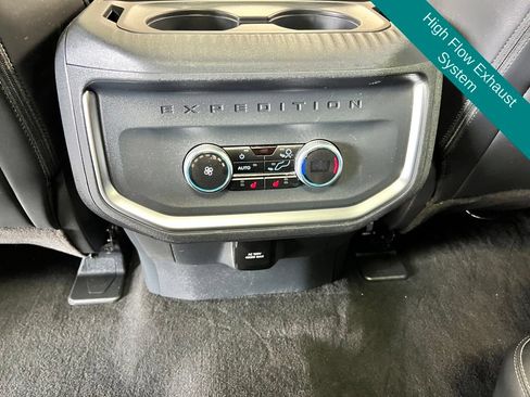 Used 2025 Ford Expedition Max Platinum w/ Stealth Performance Package AWD/4WD image 22