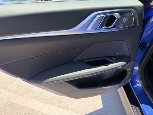 Used 2025 BMW i4 eDrive40 RWD image 9