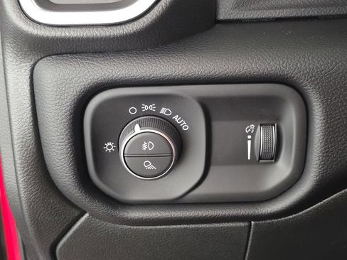 Certified 2026 RAM 2500 Big Horn AWD/4WD image 28