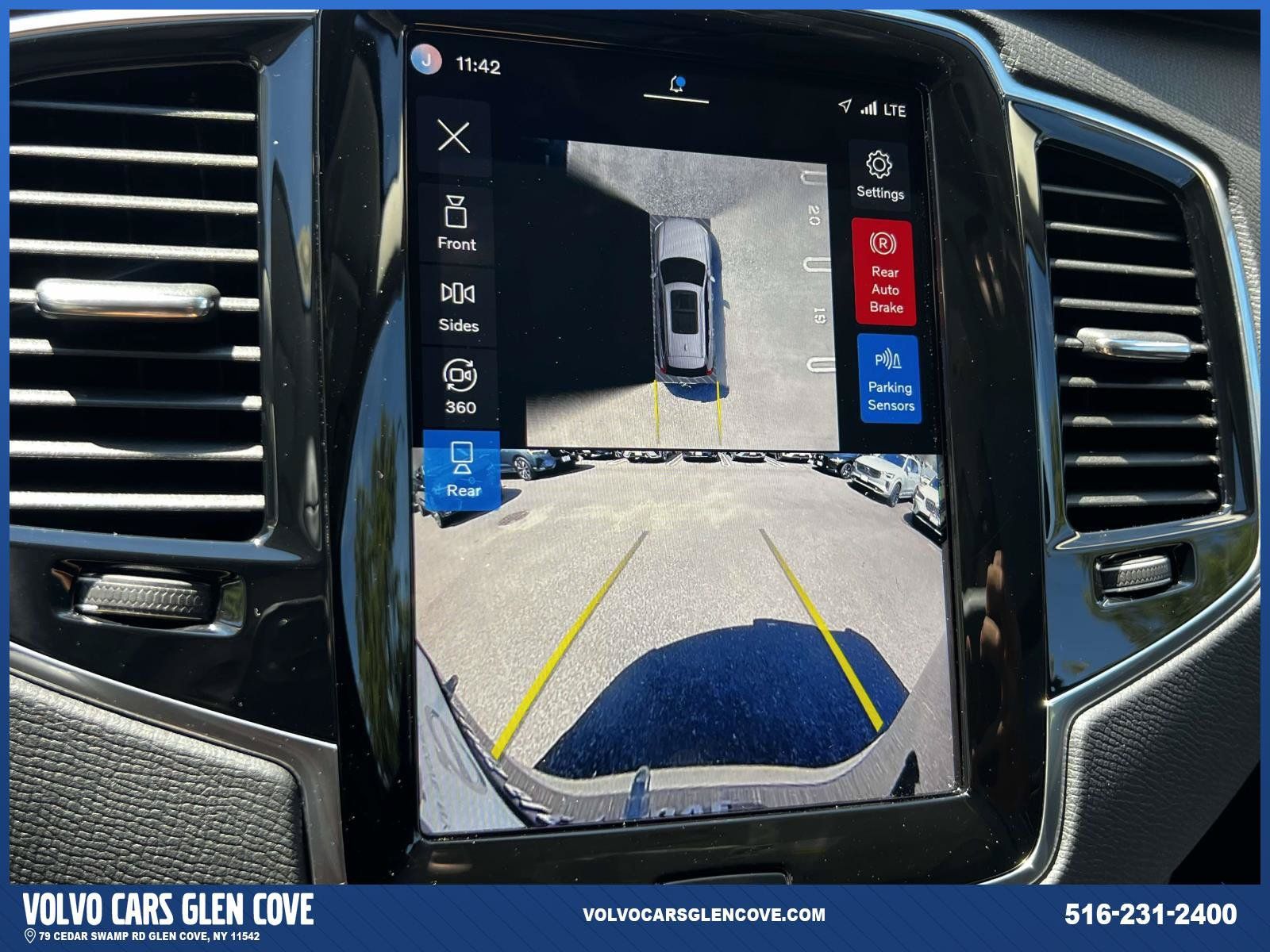 Used 2025 Volvo XC90 B6 Plus w/ Protection Package AWD/4WD image 30