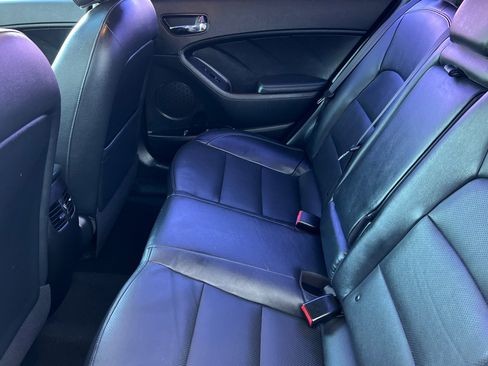 Used 2014 Kia Forte EX w/ Premium Package image 12