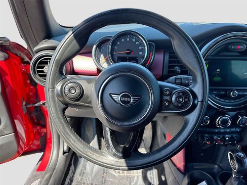 Used 2019 MINI Cooper Convertible image 11