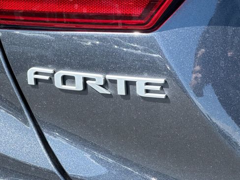 Used 2023 Kia Forte GT-Line w/ GT-Line Premium Package FWD image 47