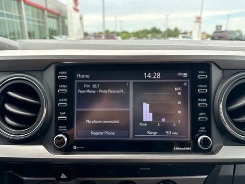 Certified 2020 Toyota Tacoma SR5 w/ Blackout Package AWD/4WD image 25