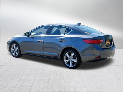 Used 2013 Acura ILX w/ Premium Package image 5