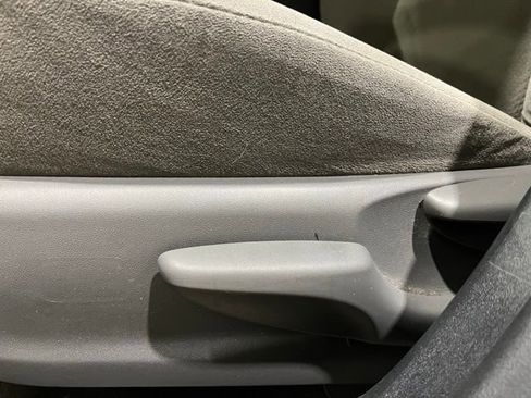 Used 2015 Toyota Prius Four image 33