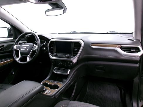 Used 2021 GMC Acadia SLE w/ Driver Convenience Package AWD/4WD image 3