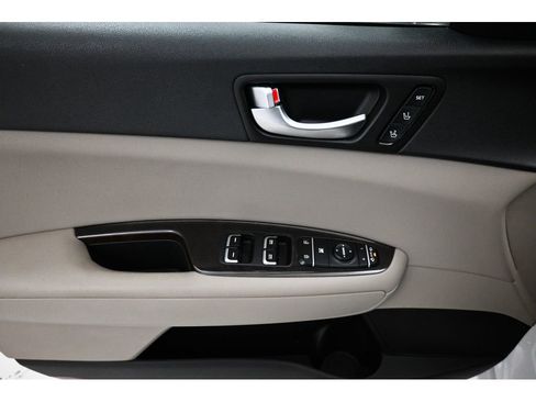 Used 2018 Kia Optima EX w/ Premium Package FWD image 30