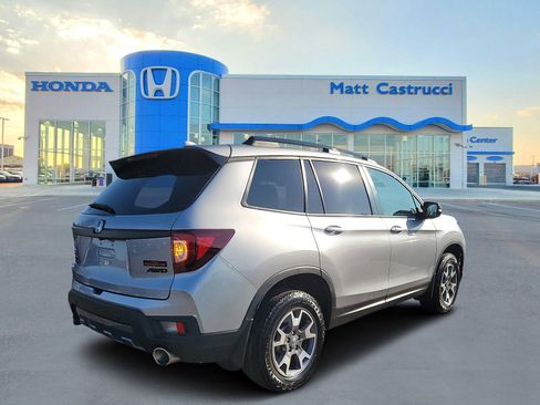 Certified 2022 Honda Passport TrailSport image 4