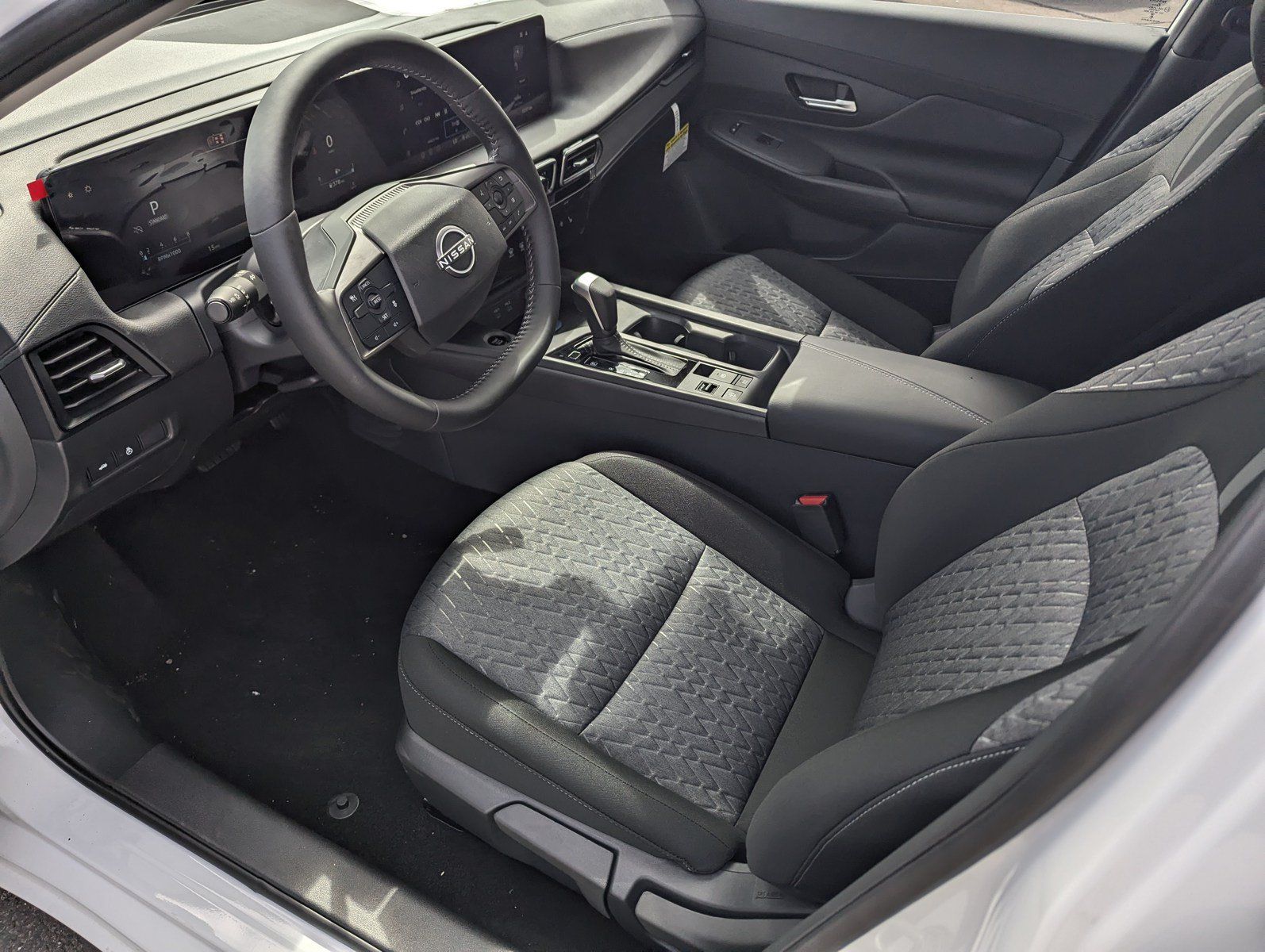 New 2027 Nissan Sentra SV w/ SV Convenience Package FWD image 9