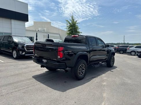 Used 2024 Chevrolet Colorado ZR2 w/ ZR2 Convenience Package III AWD/4WD image 7