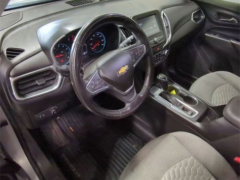 Used 2018 Chevrolet Equinox LT image 10