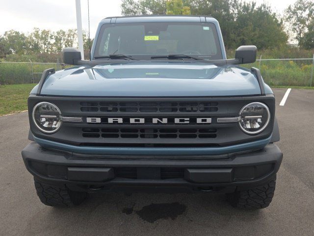 Used 2022 Ford Bronco 4-Door AWD/4WD image 3
