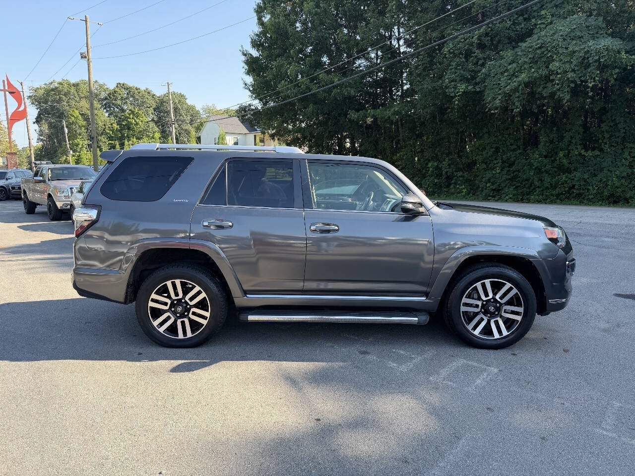 Used 2014 Toyota 4Runner Limited AWD/4WD image 3