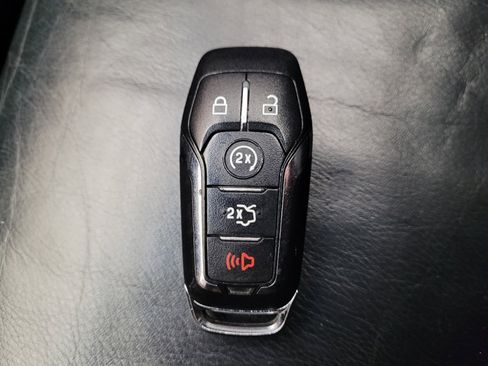 Used 2016 Lincoln MKX Select w/ Select Plus Package image 32