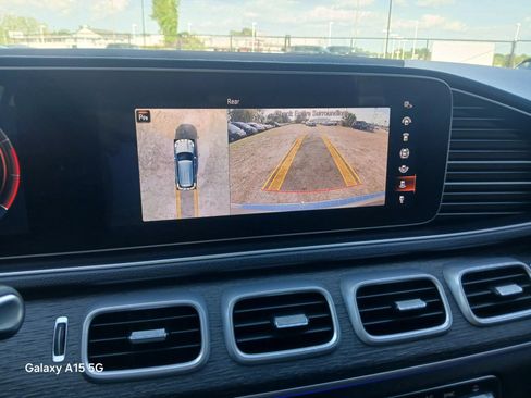 Used 2020 Mercedes-Benz GLE 350 4MATIC w/ Premium Package image 31